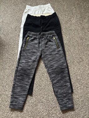 Pants boys size 8 bundle of 3
